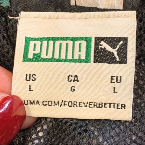 PUMA Brand LOVE Printed Men's Shorts Size Large - Picture 5 of 11